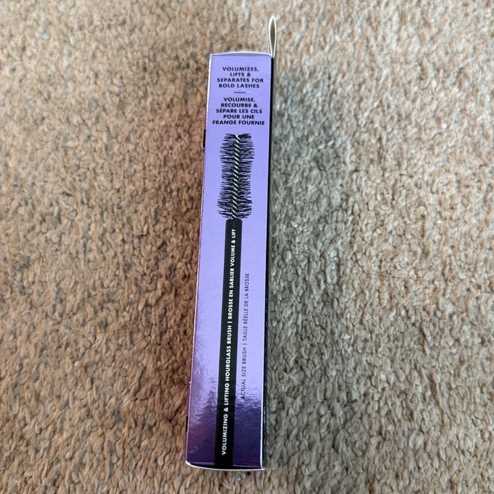 New in box Elf Big mood mascara color black 0.3 fl oz . - Picture 2 of 6